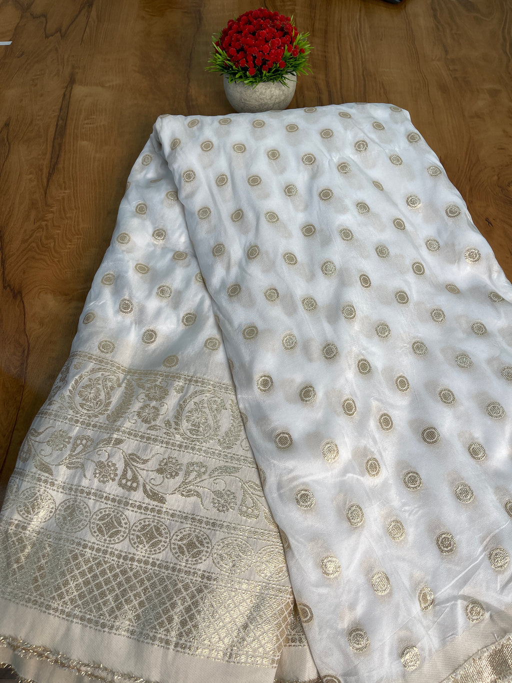 DOLA Fabric with thick golden boarder